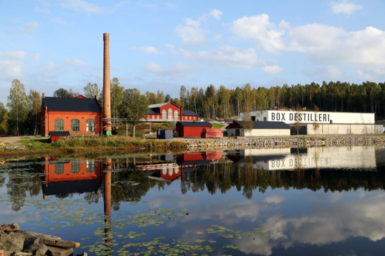 Uppåt för Box