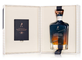 Johnnie Walker Midnight Blend innehåller 28 år gammal whisky.